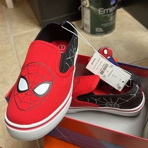 Spider-Man slip on Sneakers size 1